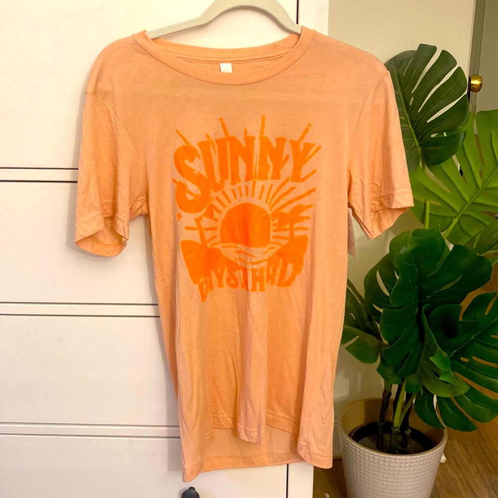 “Sunny Days Ahead” Tee